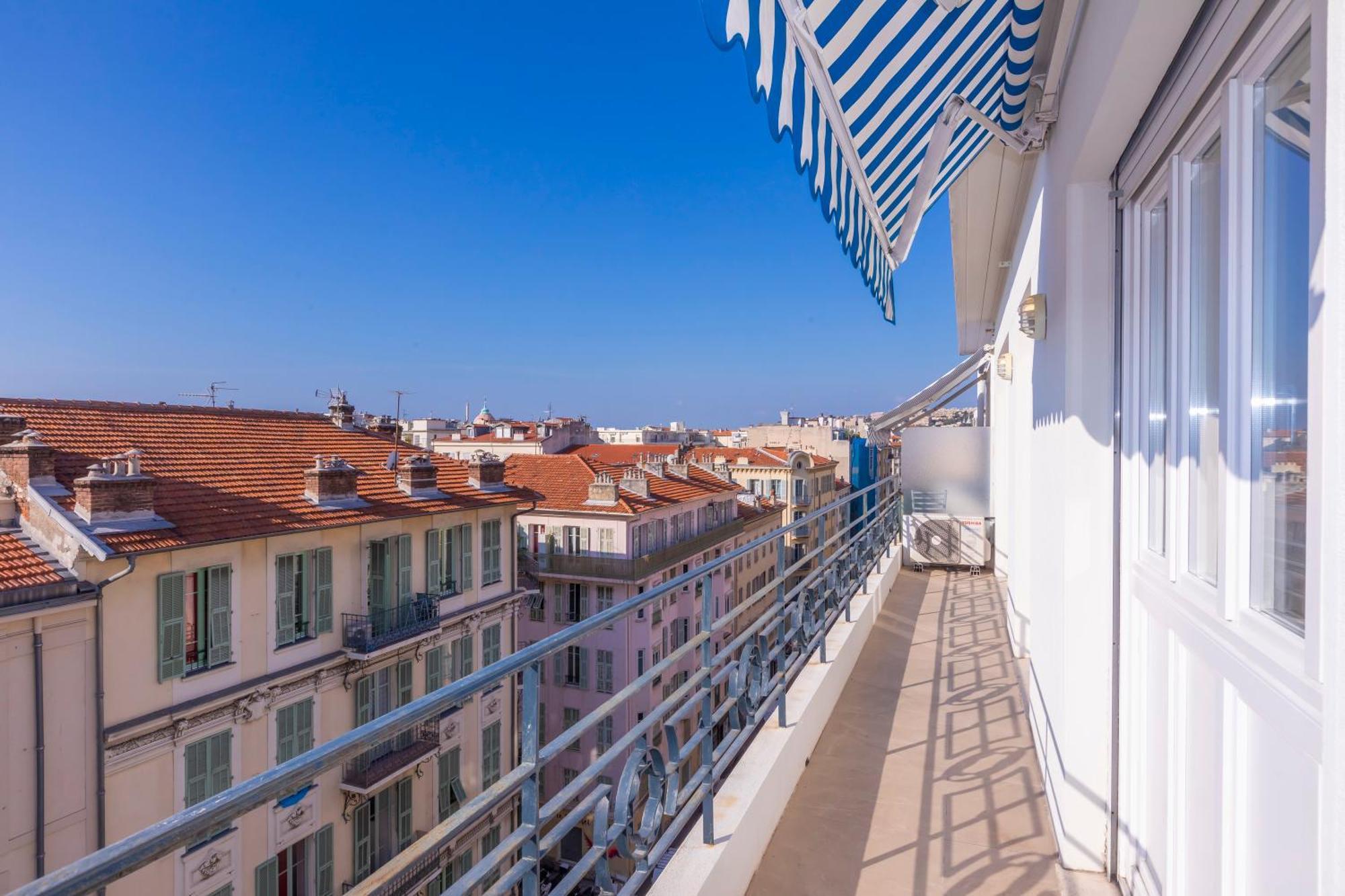 Rooftop At Palais De La Buffa Nice Buitenkant foto